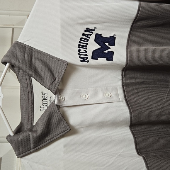 University of Michigan Men's Shirt NWT - Picture 2 of 9